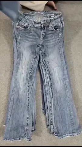 #392 Ladies Y2K Miss Me Flared Jeans -47