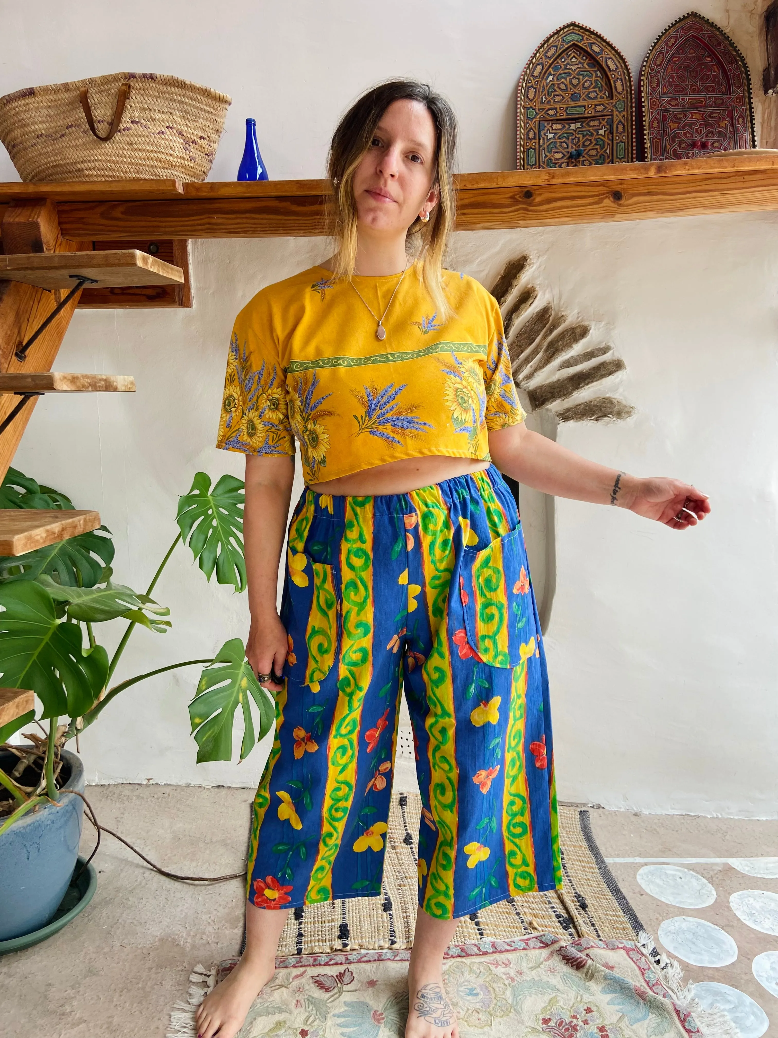 DESERT FOX Blue Floral High Waisted Wide Leg Cropped Trousers - S/M