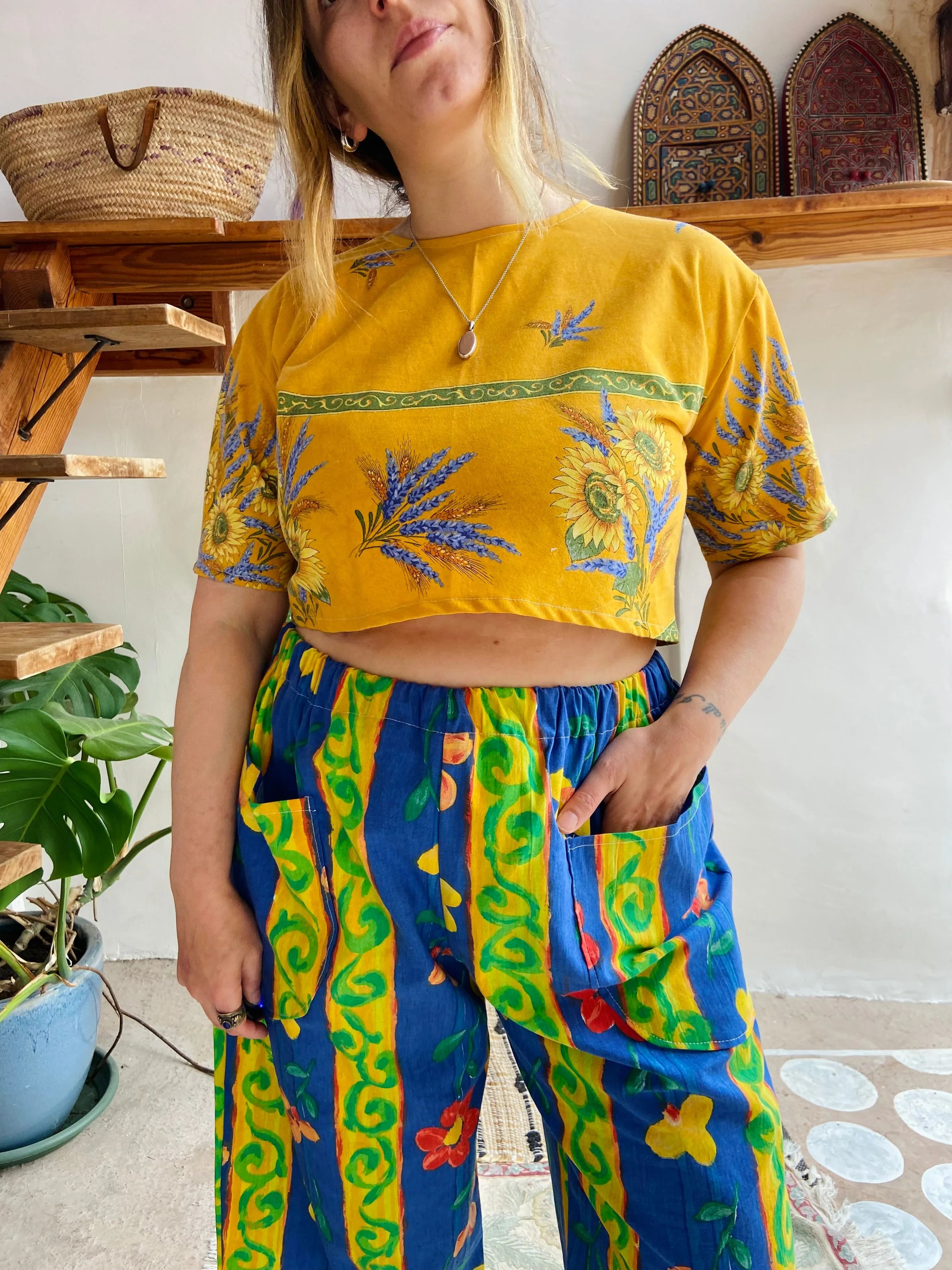 DESERT FOX Blue Floral High Waisted Wide Leg Cropped Trousers - S/M