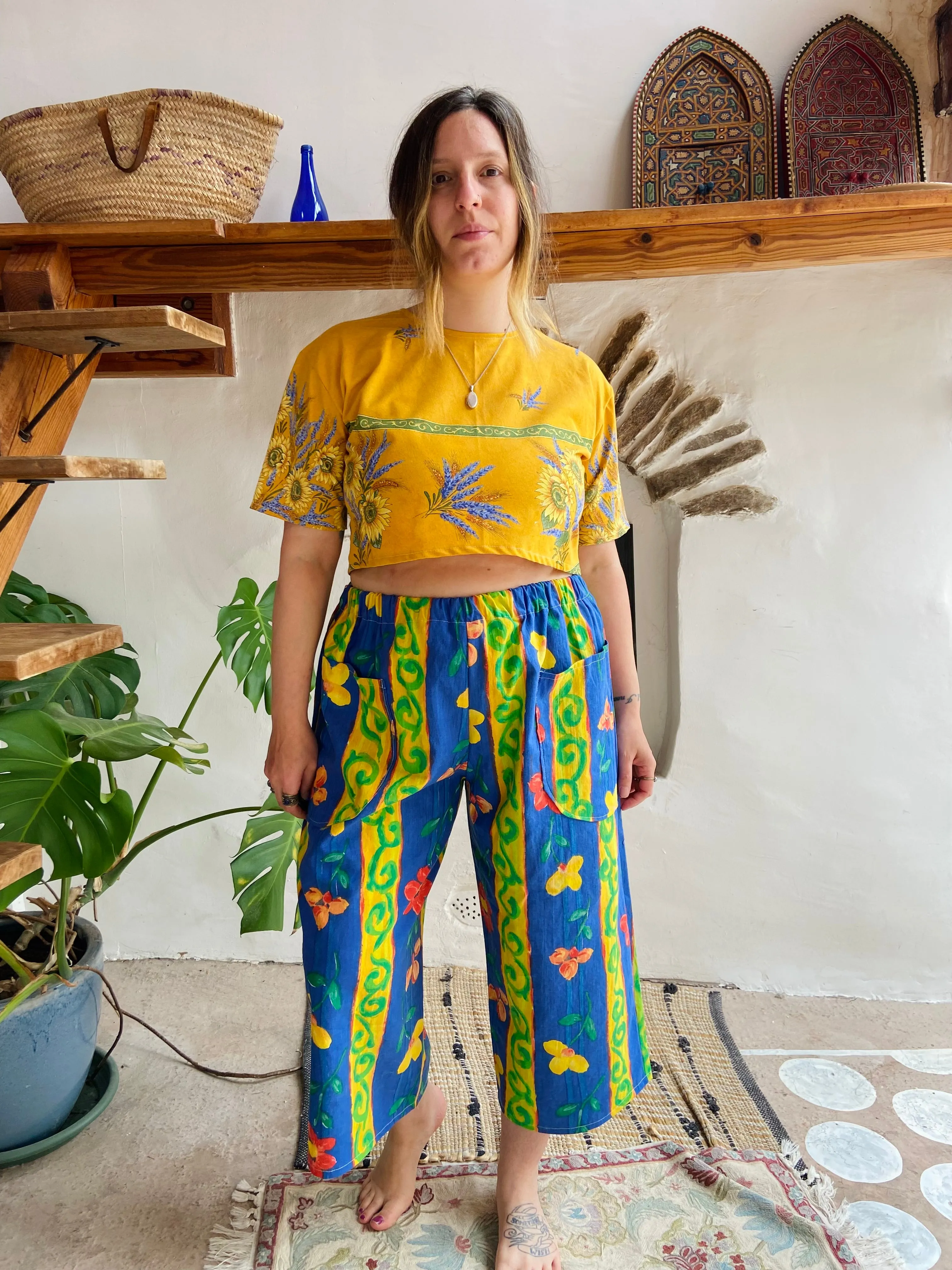 DESERT FOX Blue Floral High Waisted Wide Leg Cropped Trousers - S/M