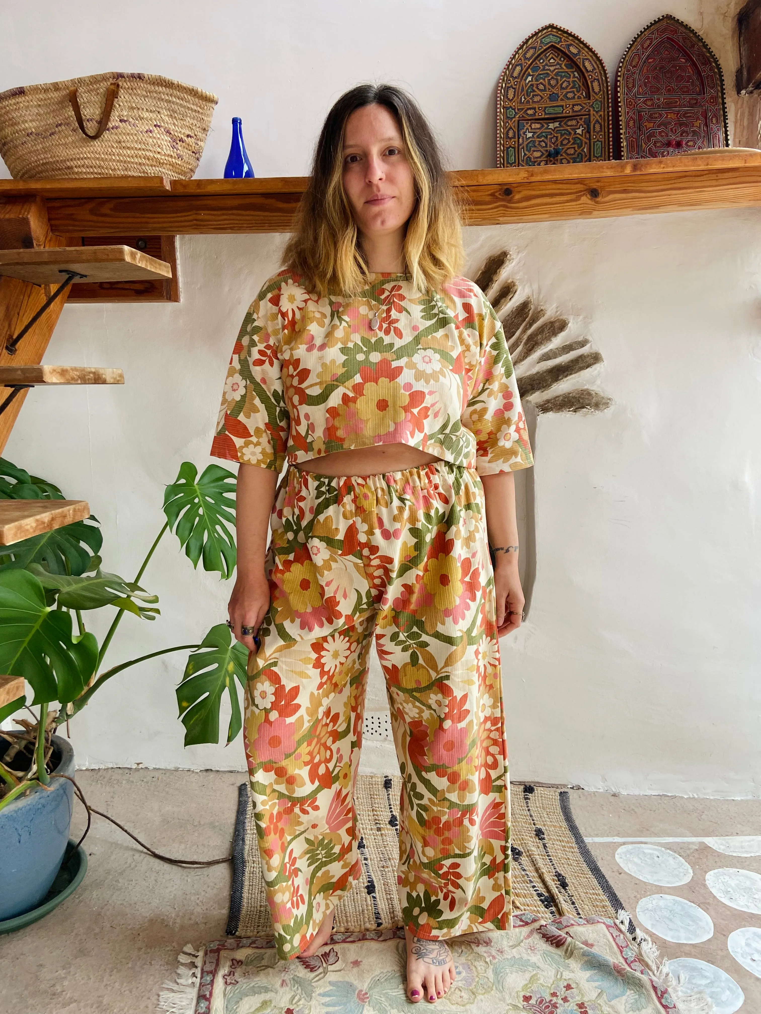 DESERT FOX Bright Floral Print Wide Leg Trousers - M/L