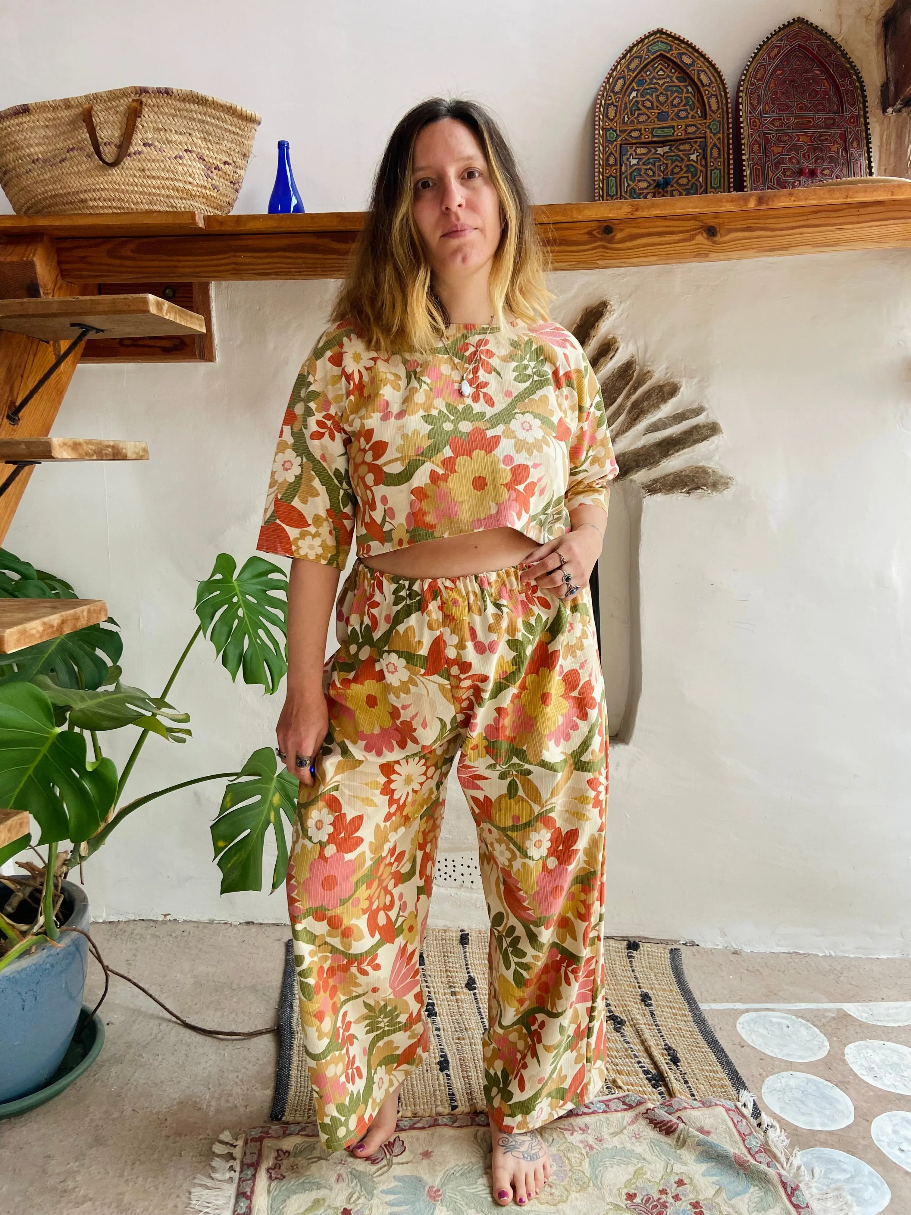 DESERT FOX Bright Floral Print Wide Leg Trousers - M/L
