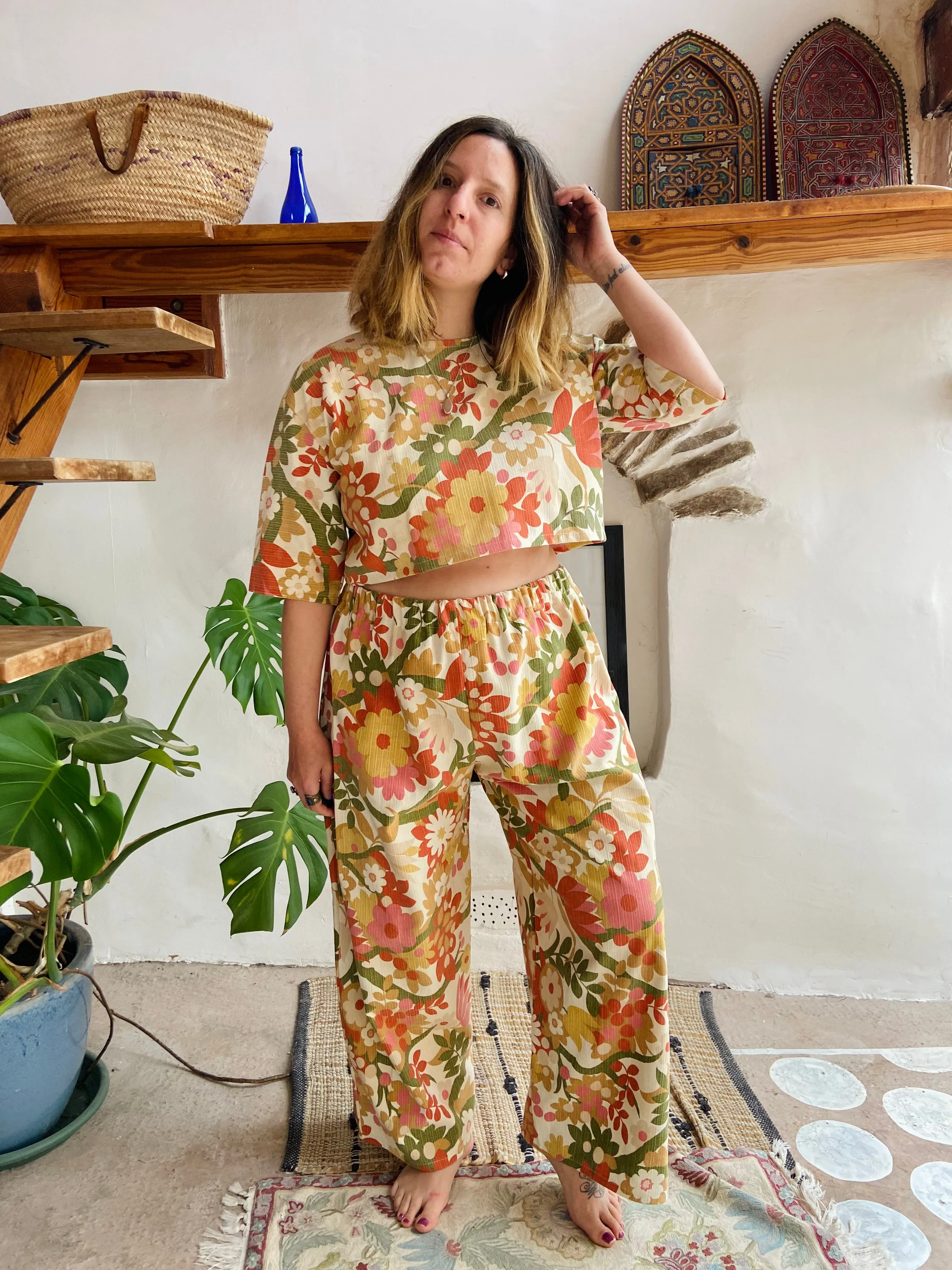 DESERT FOX Bright Floral Print Wide Leg Trousers - M/L
