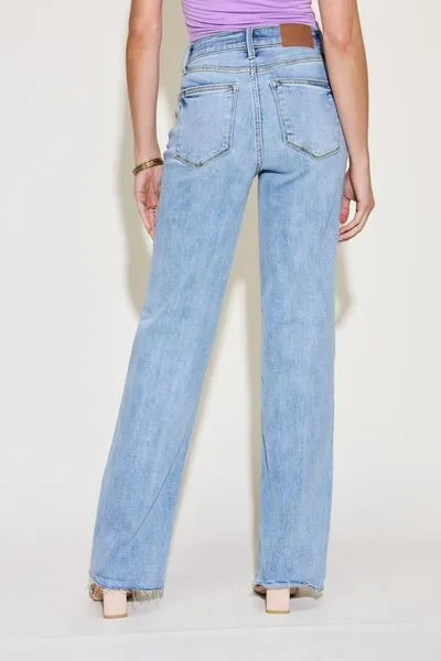 Judy Blue, V Front Waistband Straight Jeans