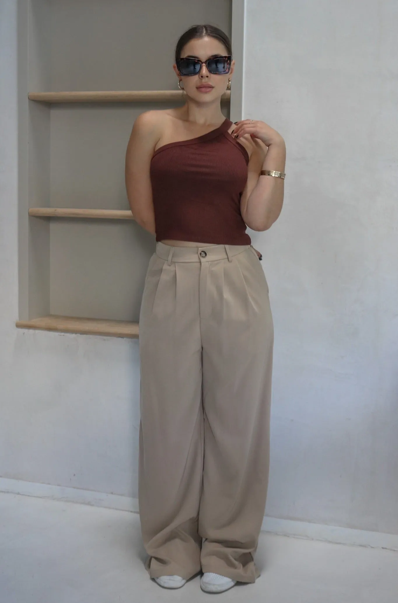 'Southington' One Shoulder Tank Top in Chocolate Brown
