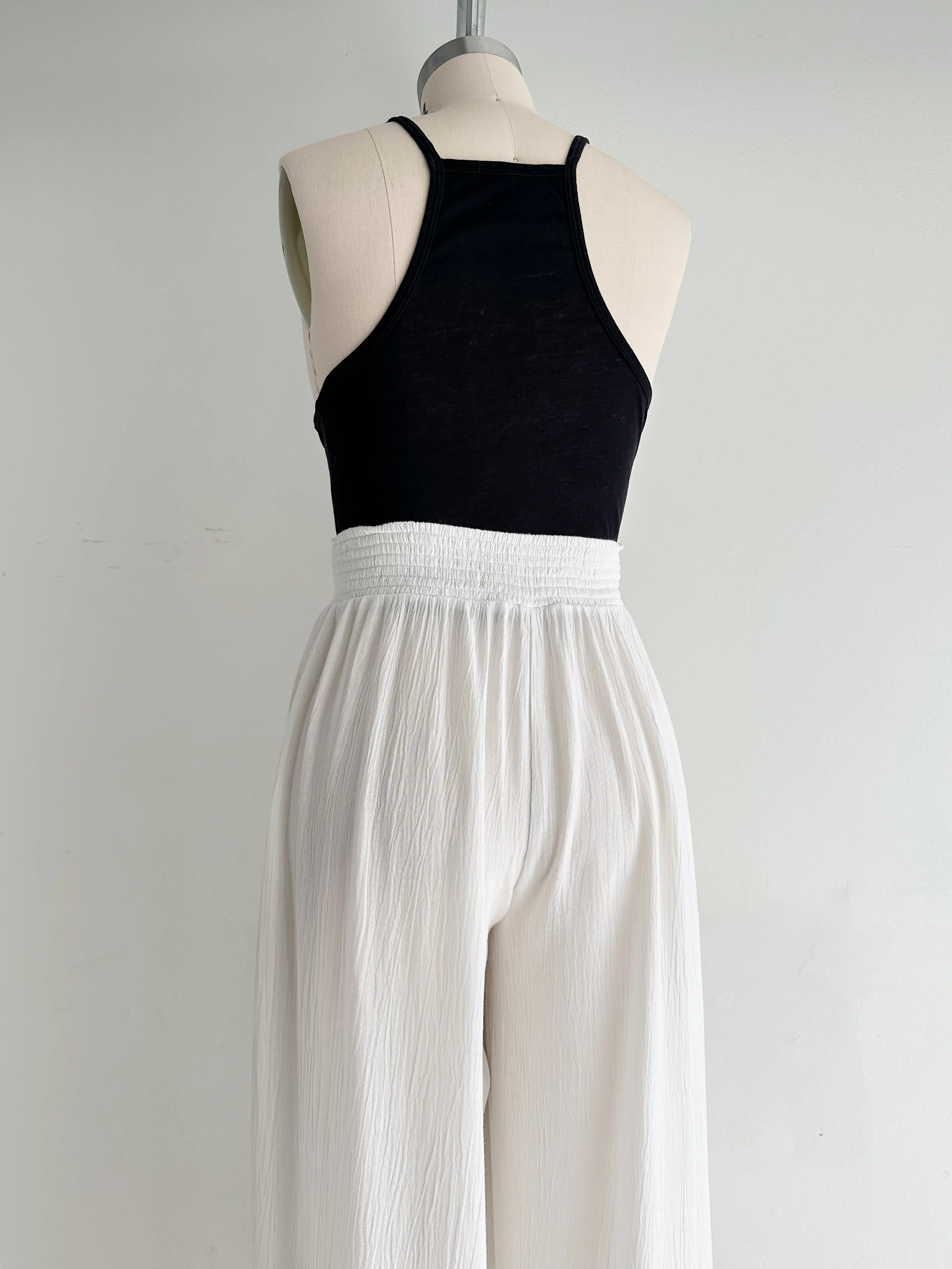 vintage white crepe pants (M)