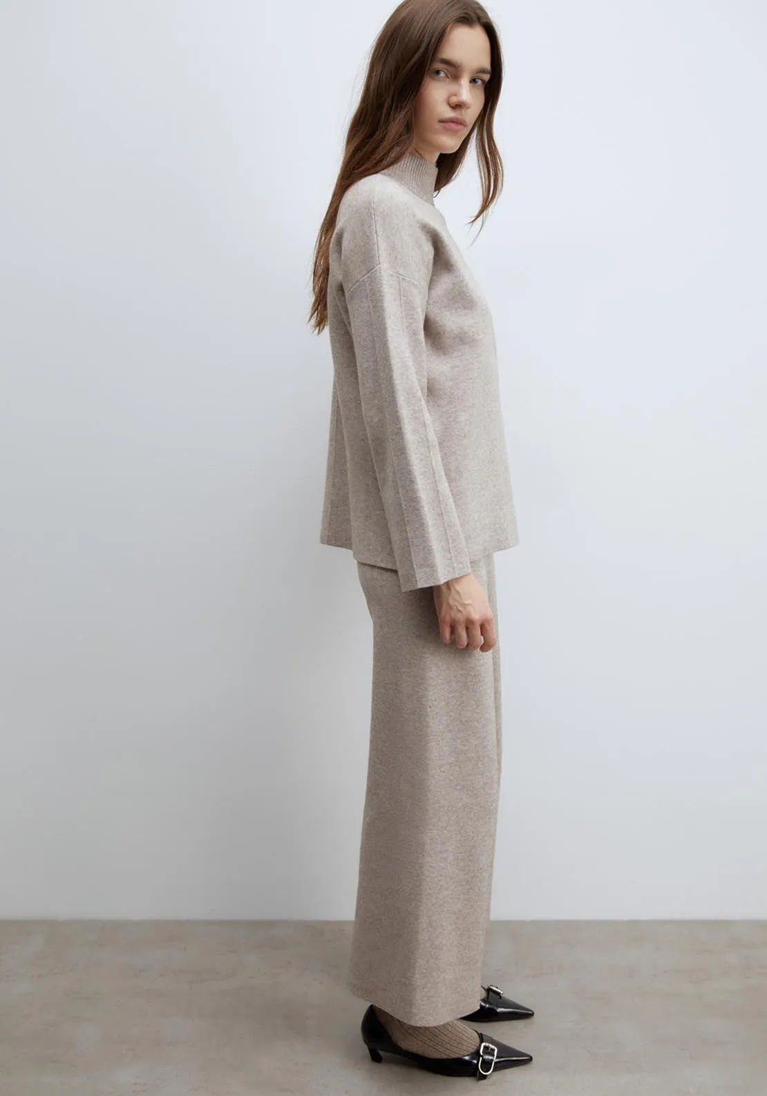 Wide-leg trousers - Natural Mink